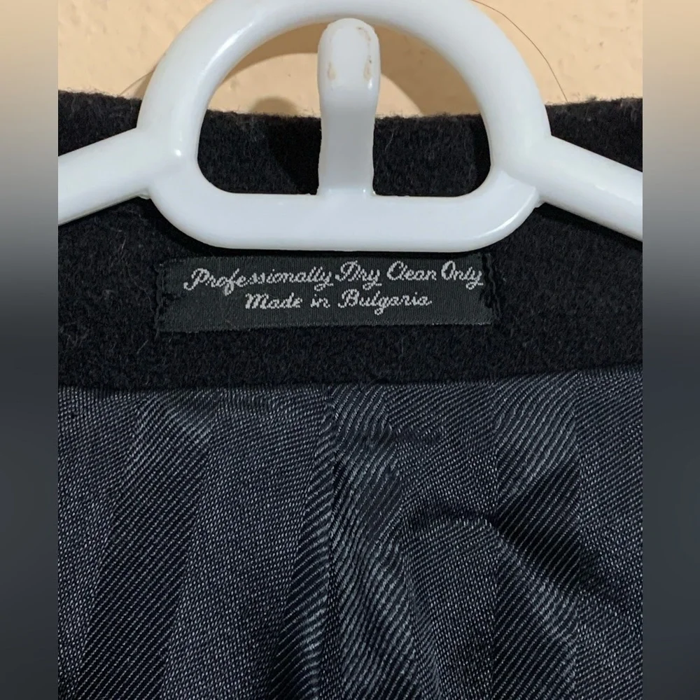 Men's Black Trench Coat sz R 46 100% Wool Shell and 100% Rayon lining